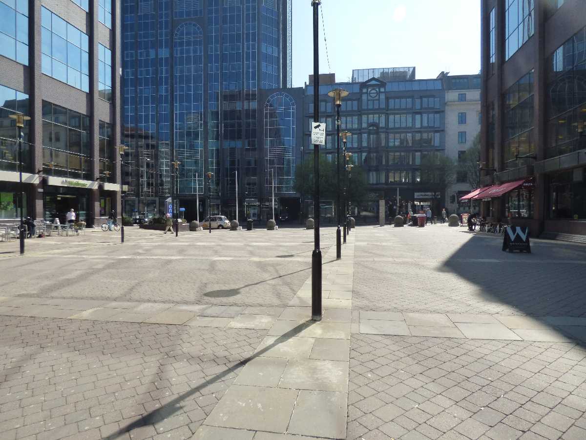 Snow Hill Station Square